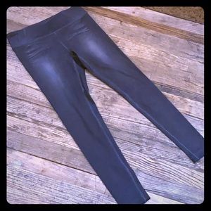 NWOT Lucy Indigo Run Tight
